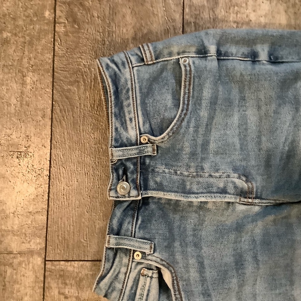 Forever 21 Light Blue Straight Leg Jeans - Picture 3 of 9